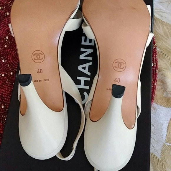 Chanel Beige Sandals (NEW, Never Worn) - Picture 5 of 8